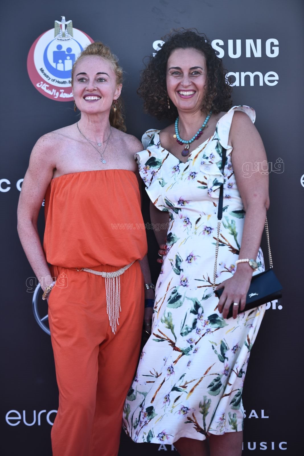 بدء توافد نجوم الفن علي ريد كاربت (3)