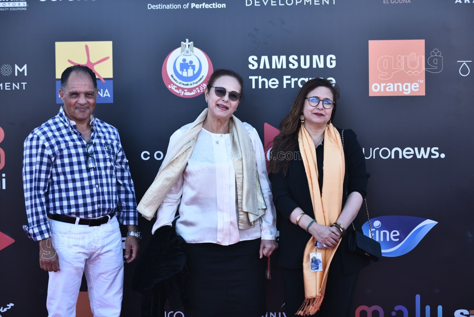 بدء توافد نجوم الفن علي ريد كاربت (7)