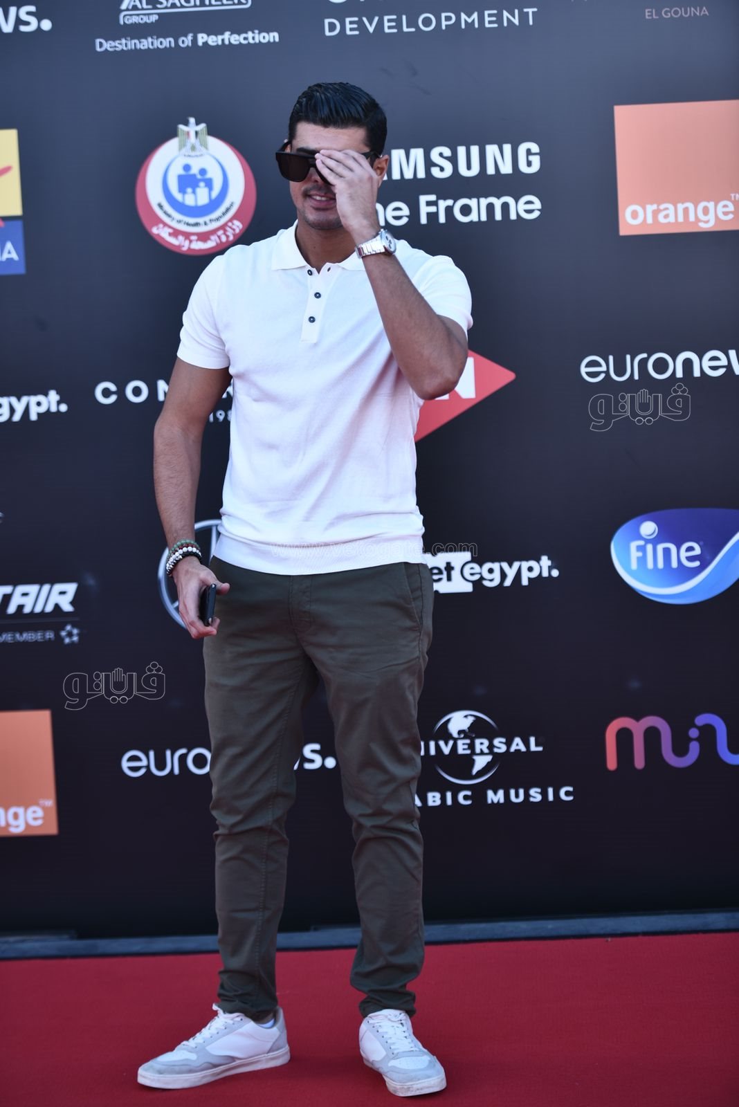 بدء توافد نجوم الفن علي ريد كاربت (11)