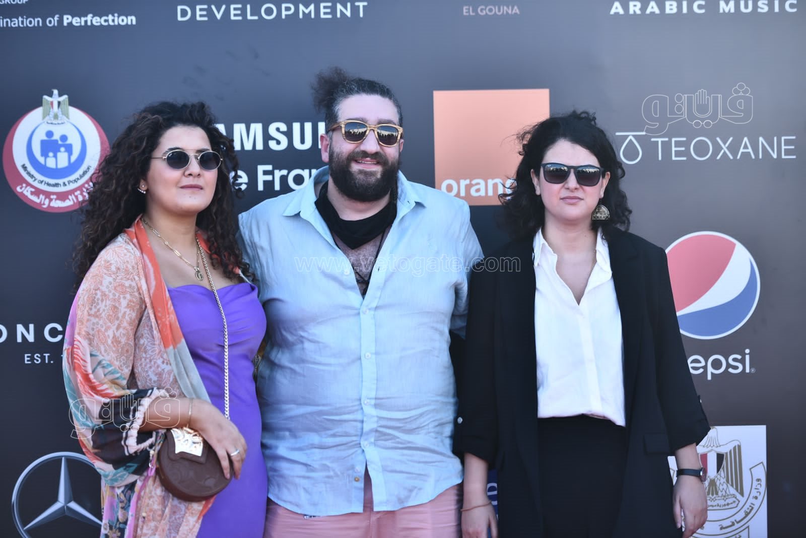 بدء توافد نجوم الفن علي ريد كاربت (16)