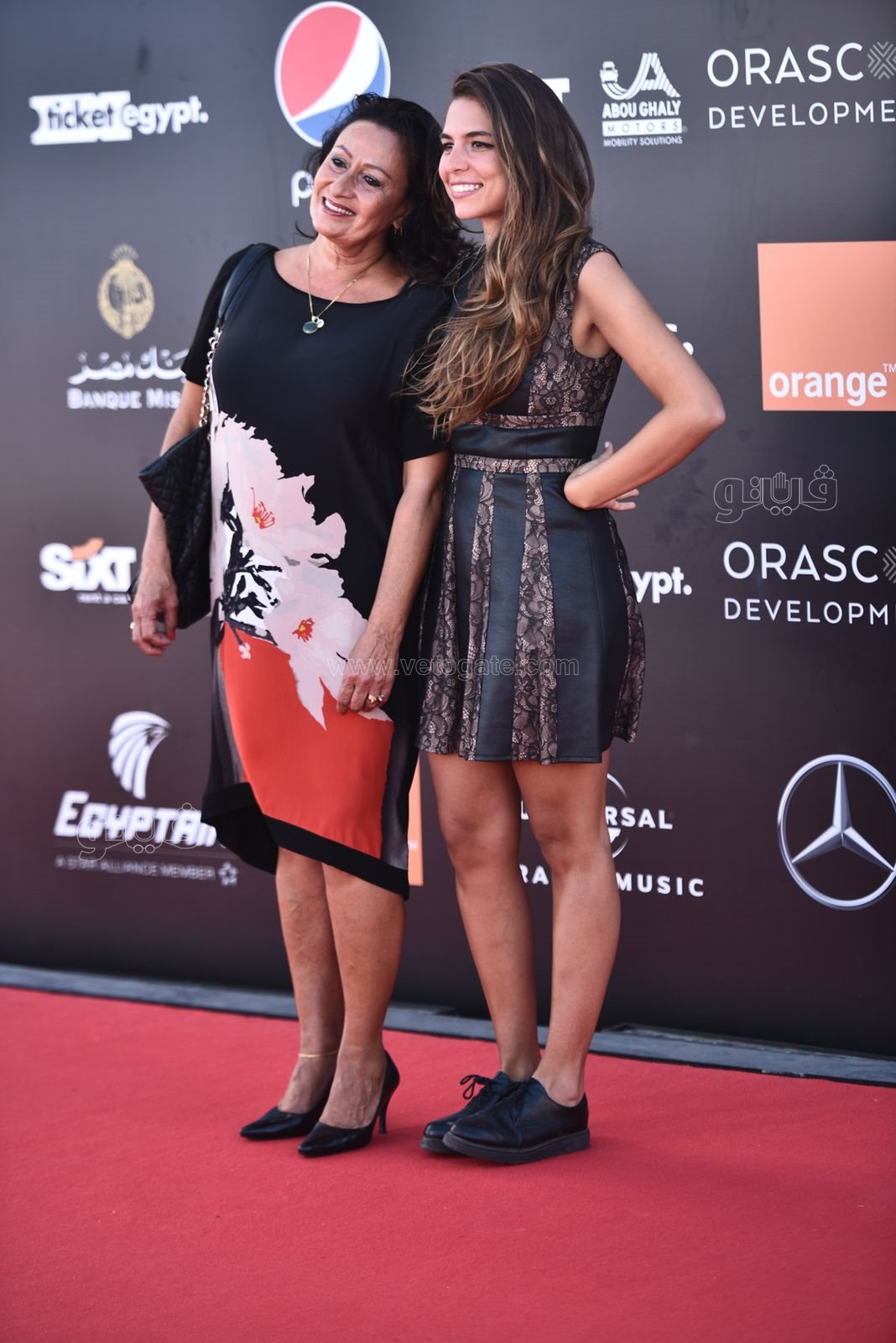 بدء توافد نجوم الفن علي ريد كاربت (29)