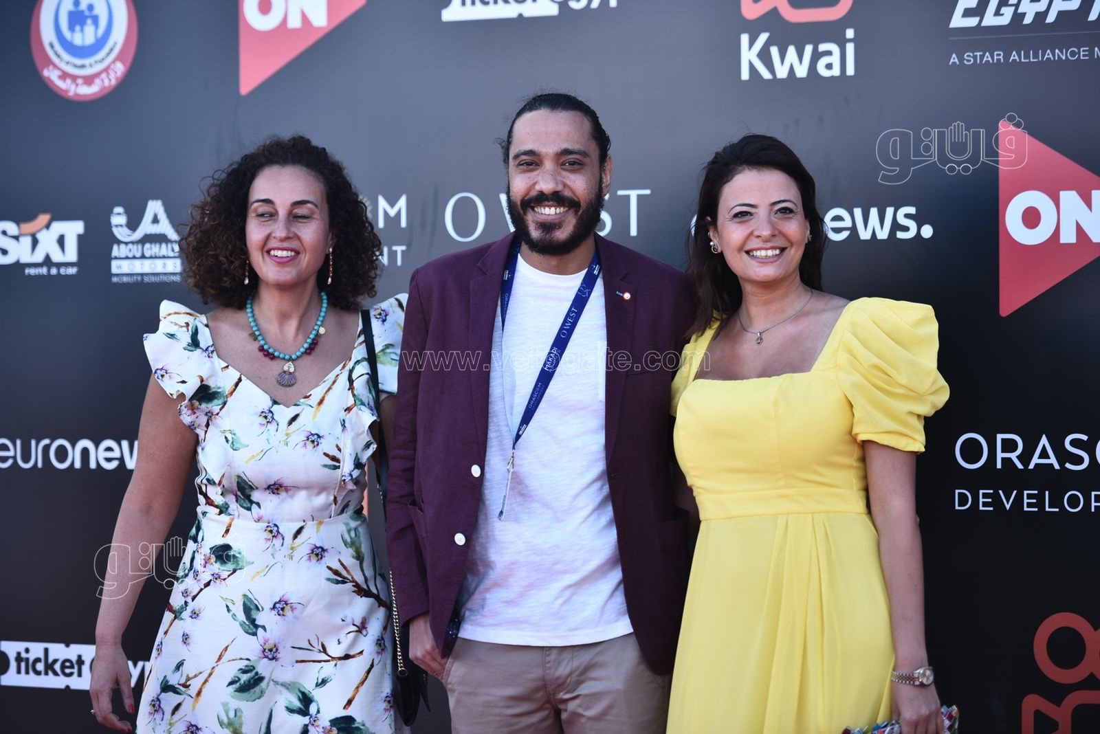 بدء توافد نجوم الفن علي ريد كاربت (56)