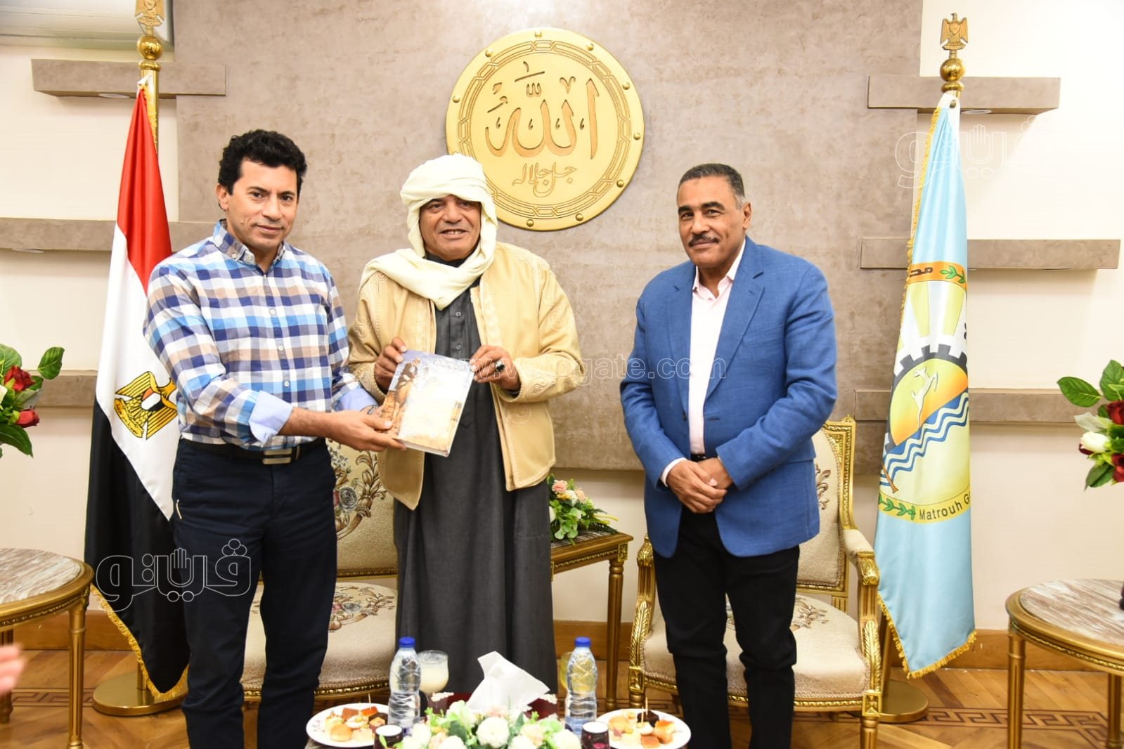 محافظ مطروح يستقبل وزير الشباب والرياضة (2)