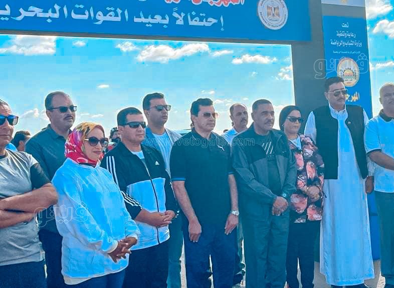 وزير الشباب والرياضة ومحافظ مطروح يشاركا بمارثون دراجات-4