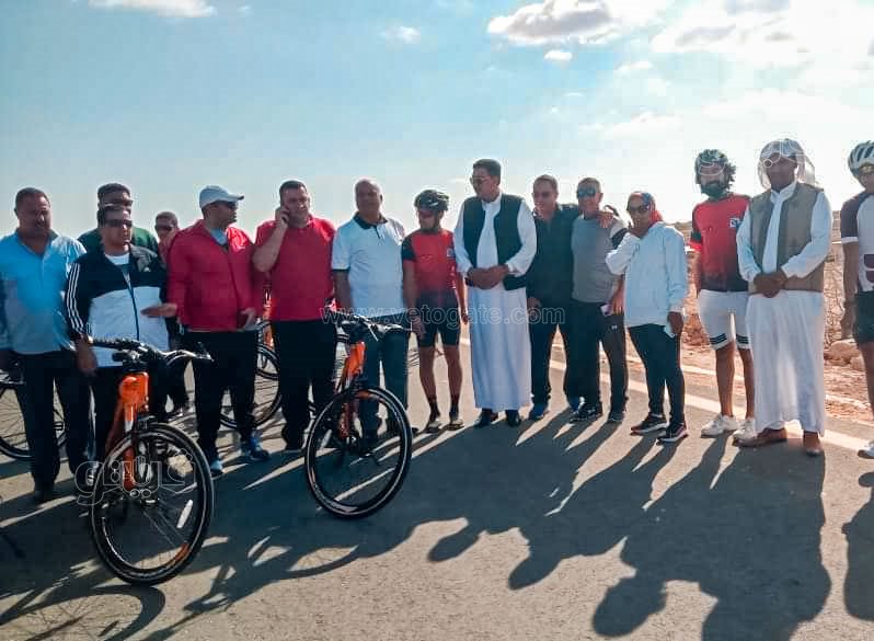 وزير الشباب والرياضة ومحافظ مطروح يشاركا بمارثون دراجات-7
