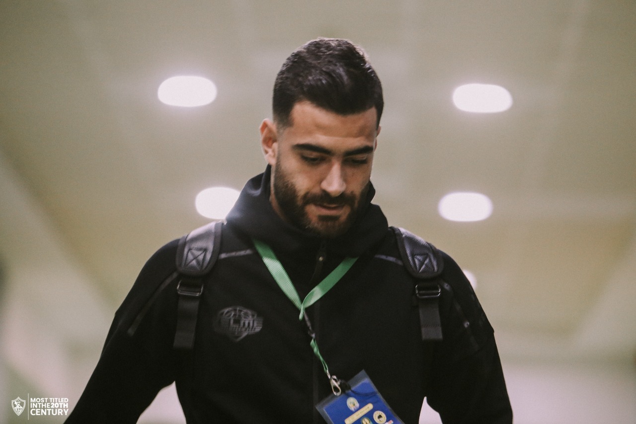 حافلة الزمالك تصل ملعب برج العرب (2)