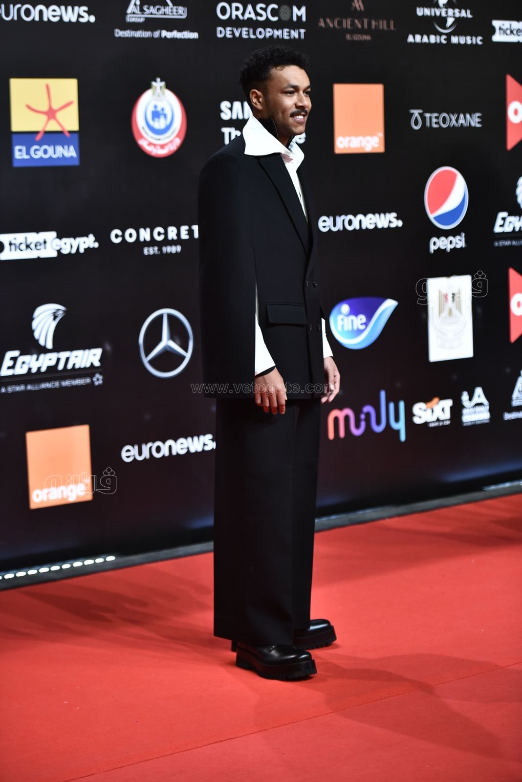 أزياء لافتة (18)