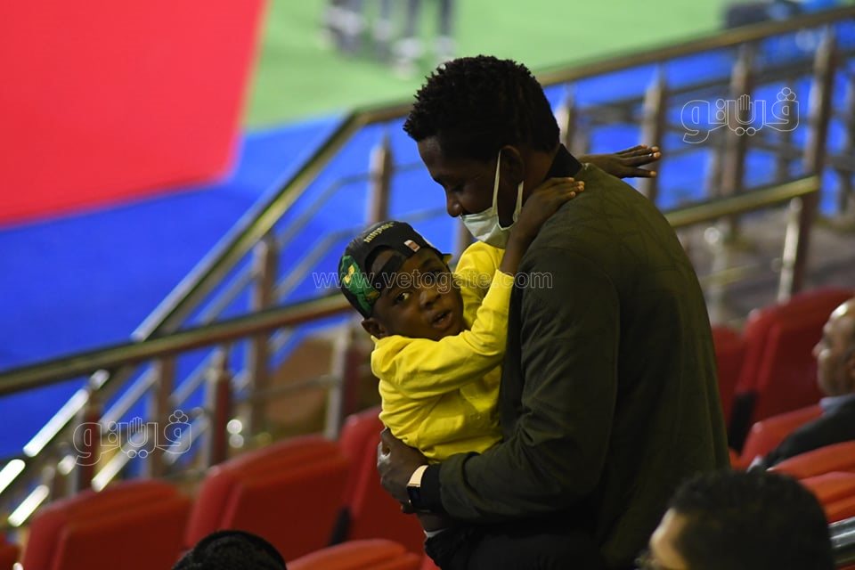 جونيور اجاي (3)