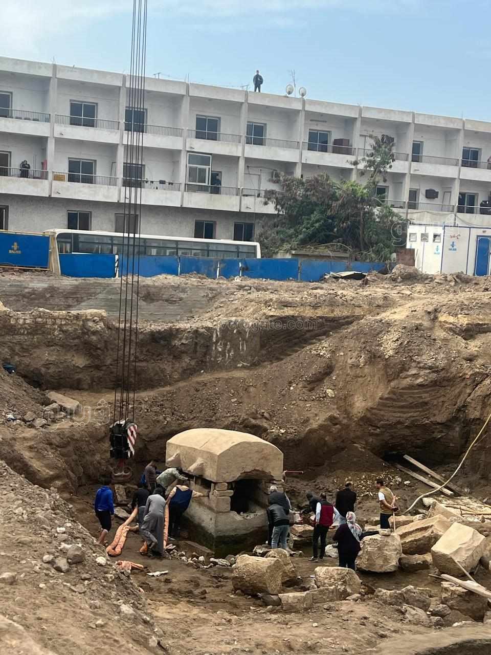 نقل تابوت بنها الاثري (5)