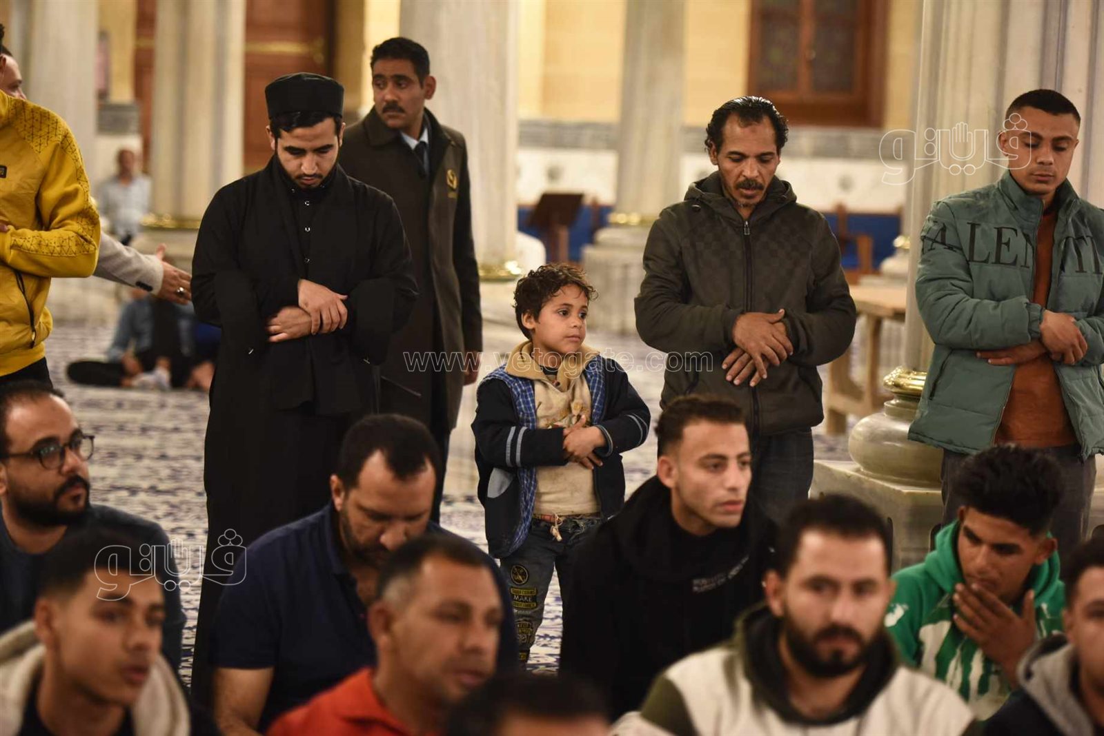 حضور مميز للأطفال في صلاة التهجد بمسجد سيدنا الحسين (7)