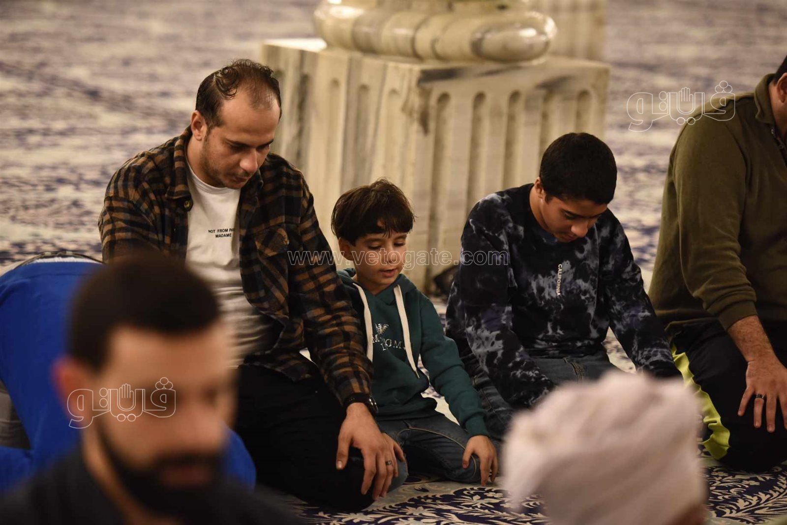 حضور مميز للأطفال في صلاة التهجد بمسجد سيدنا الحسين (1)