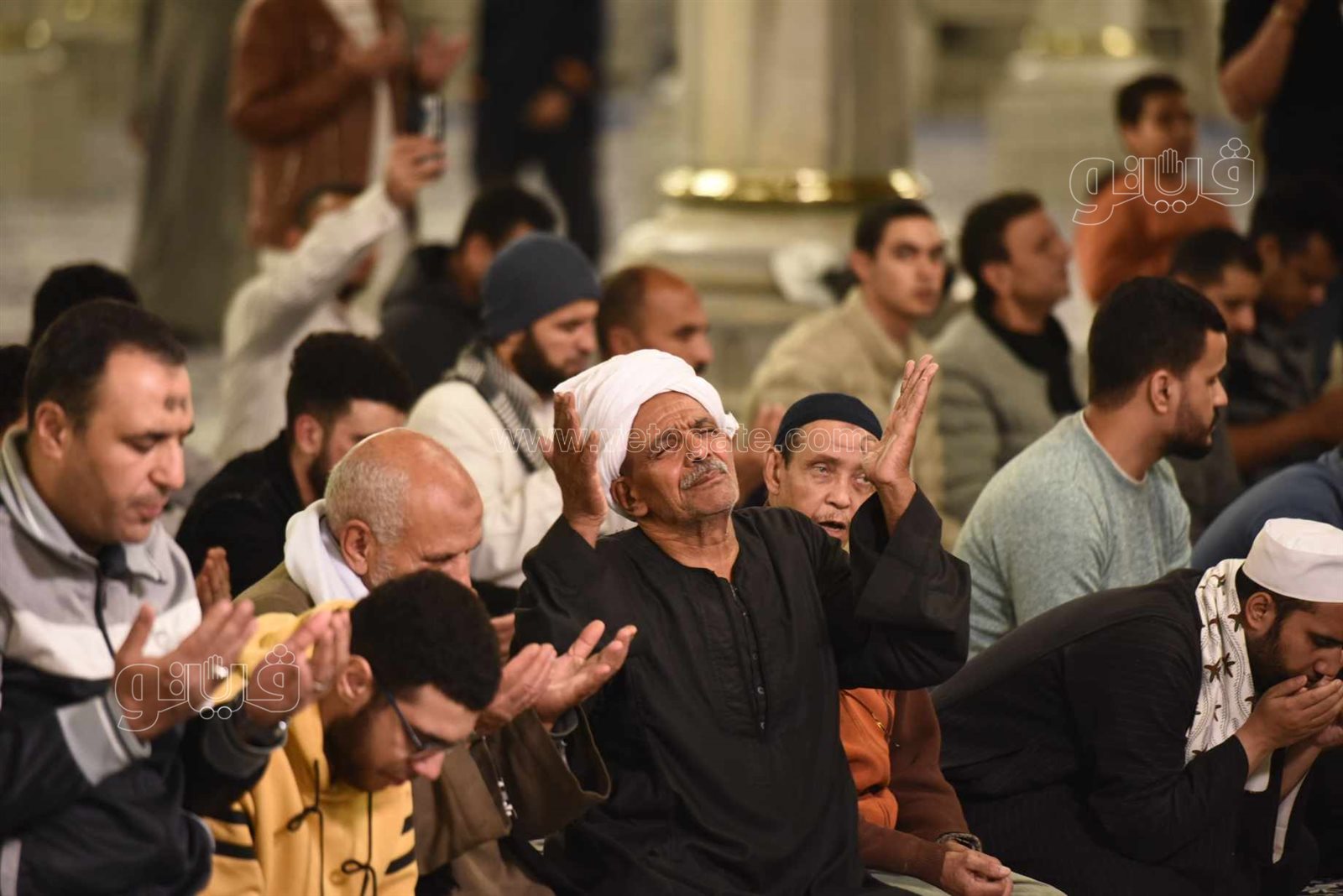 صلاة التهجد بمسجد سيدنا الحسين (2)