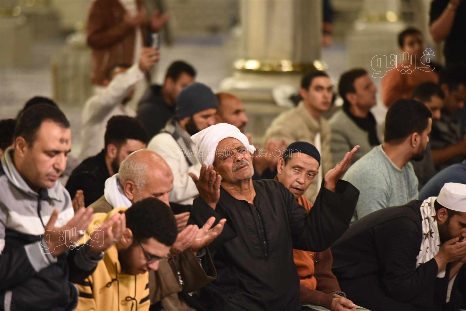 صلاة التهجد بمسجد سيدنا الحسين (5)