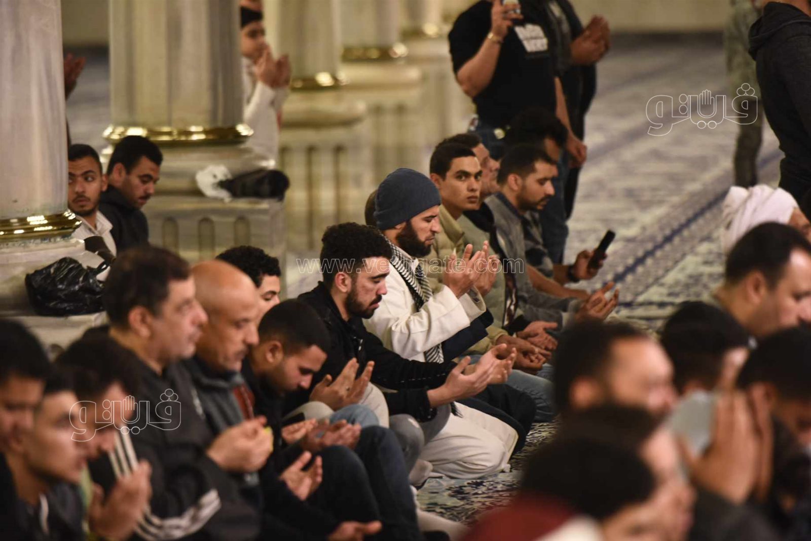 صلاة التهجد بمسجد سيدنا الحسين (10)