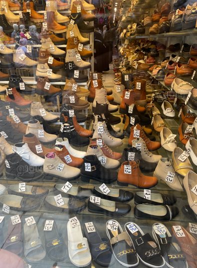 أسعار الملابس والأحذية في الأسواق استعدادًا لعيد الفطر (12)