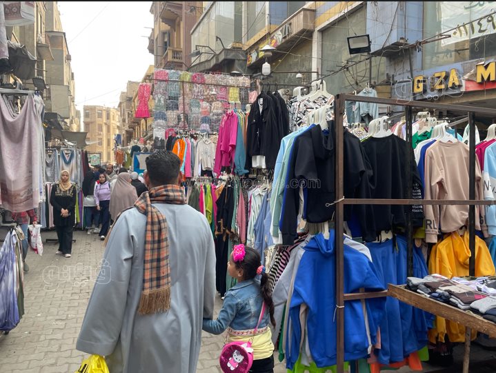 أسعار الملابس والأحذية في الأسواق استعدادًا لعيد الفطر (24)