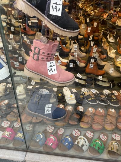 أسعار الملابس والأحذية في الأسواق استعدادًا لعيد الفطر (9)