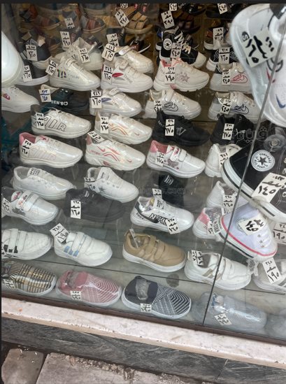 أسعار الملابس والأحذية في الأسواق استعدادًا لعيد الفطر (1)