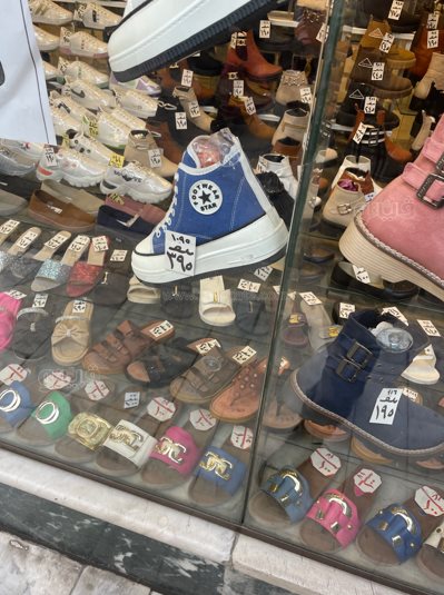 أسعار الملابس والأحذية في الأسواق استعدادًا لعيد الفطر (8)