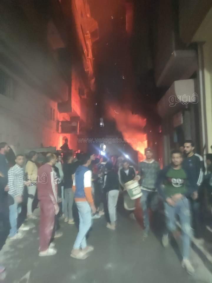 حريق ورشة الدهانات بدمياط (1)