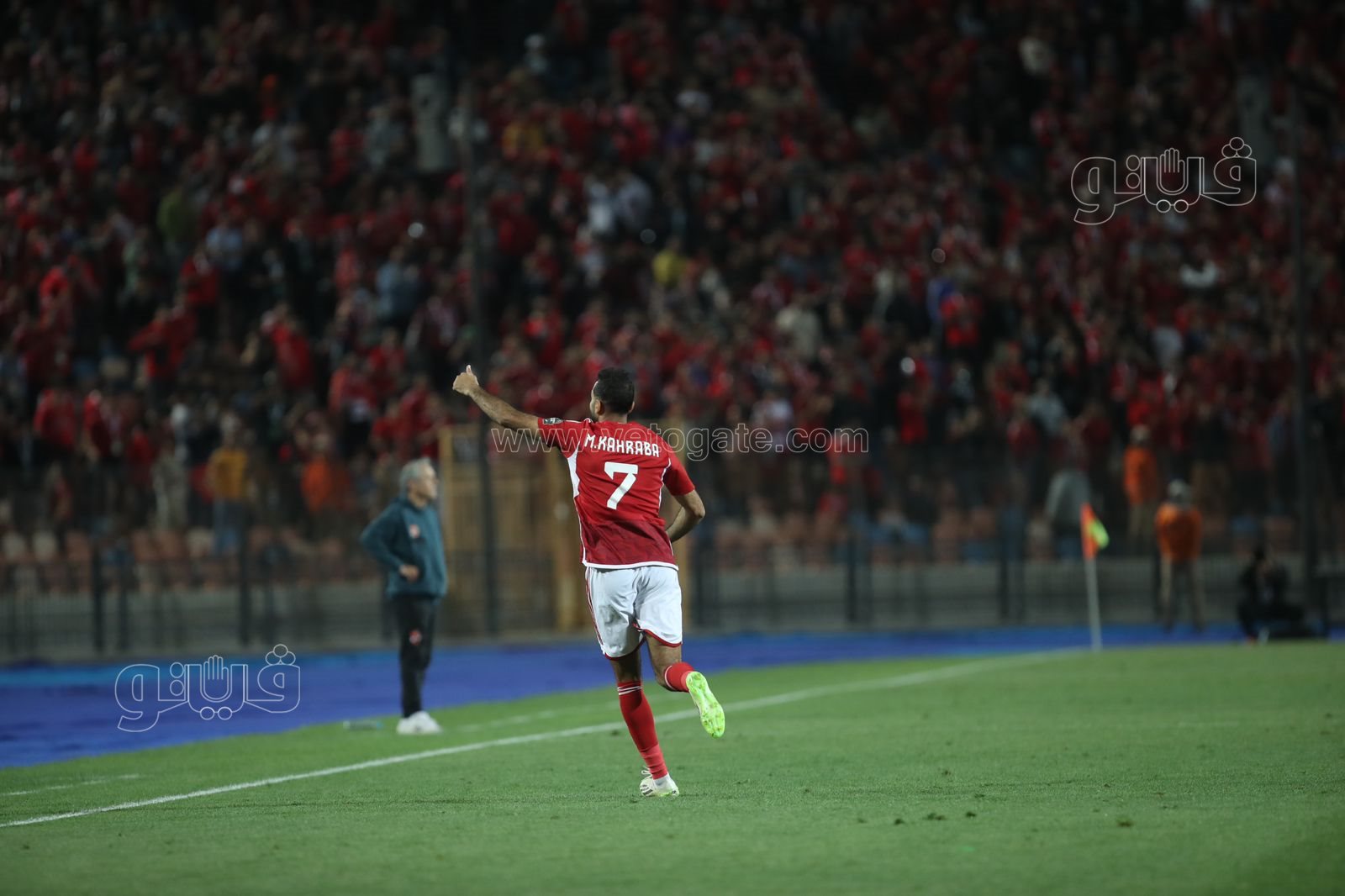 الأهلي يفوز على سيمبا بهدفين ويتأهل لنصف النهائي (4)