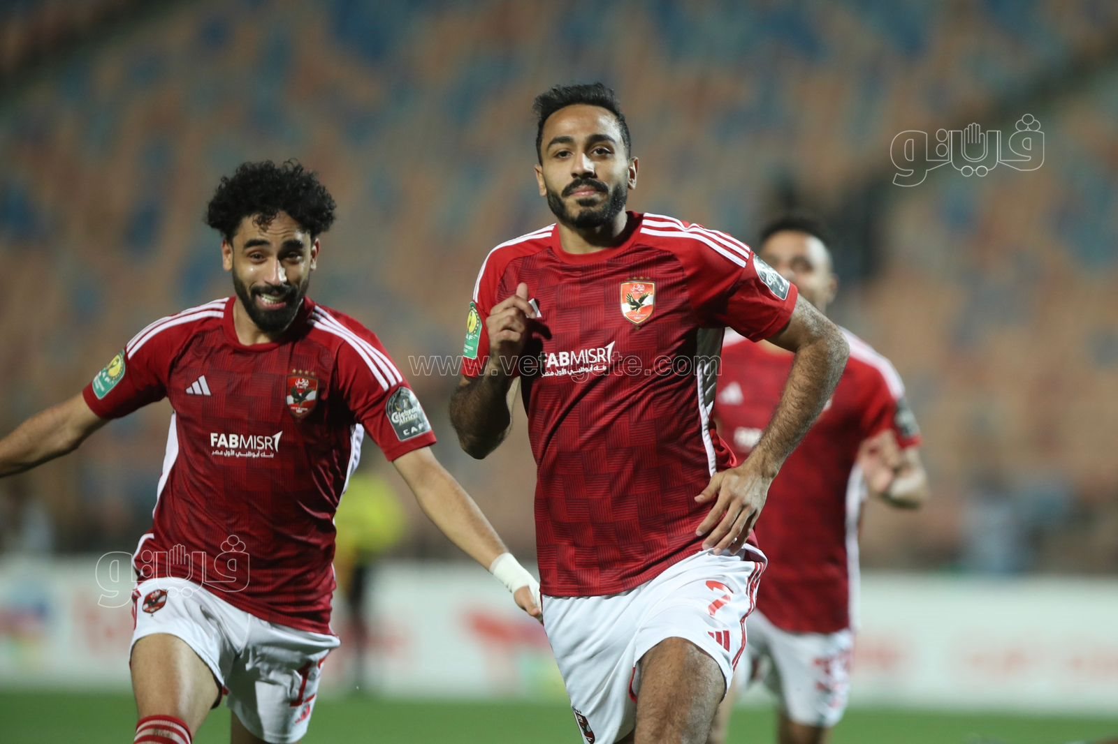 الأهلي يفوز على سيمبا بهدفين ويتأهل لنصف النهائي (10)