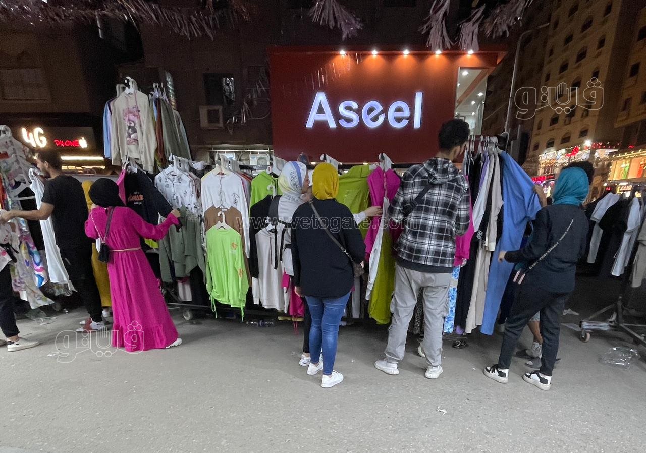 أسعار الملابس والكوتشي (25)