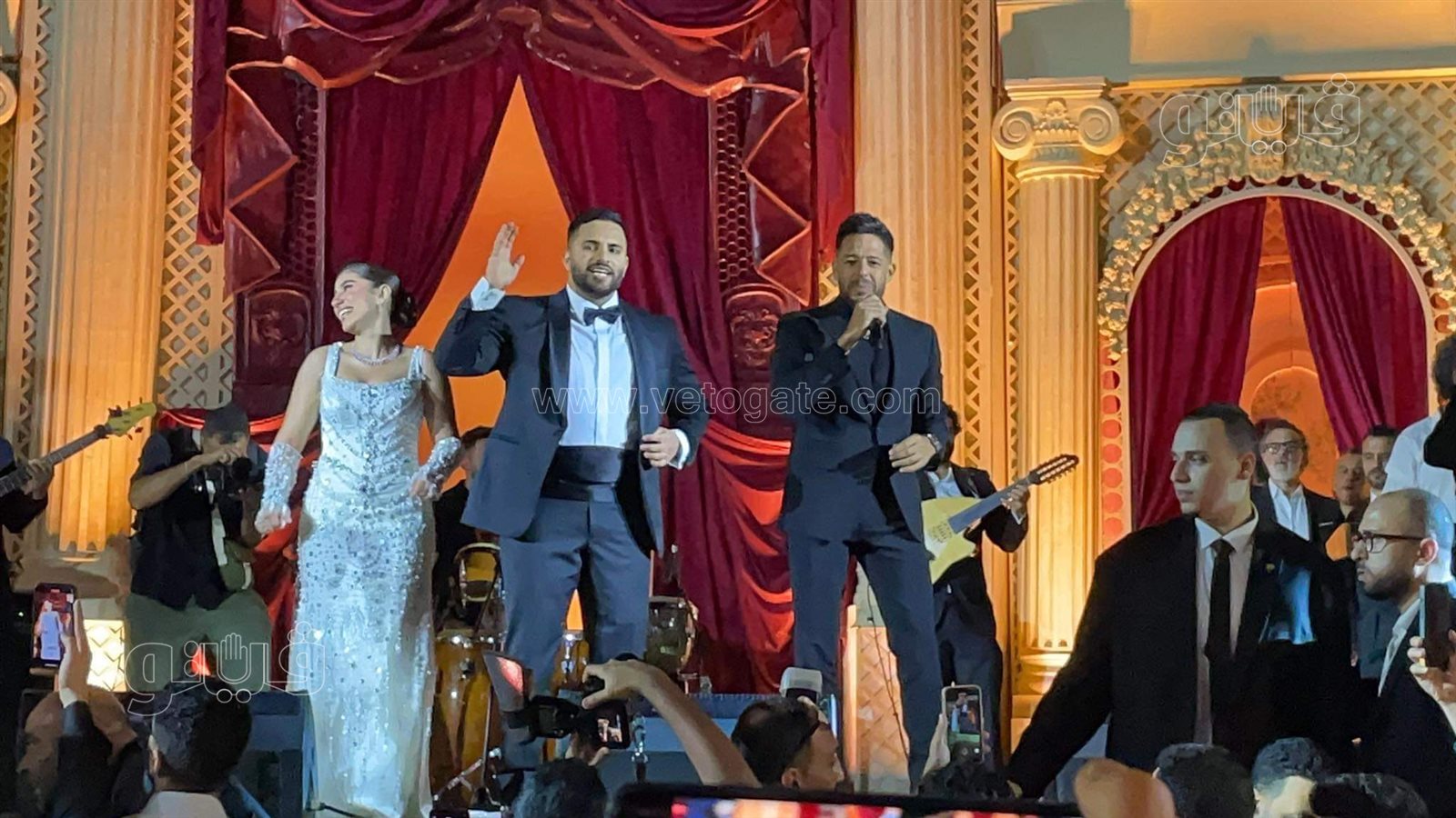 حماقي يتألق في حفل زفاف نجل محمد فؤاد ويؤكد مبسوط أني بحييه (6)