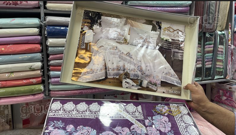 أسعار المفارش وأطقم السرير بالأسواق (13)