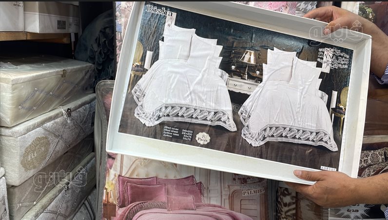 أسعار المفارش وأطقم السرير بالأسواق (23)