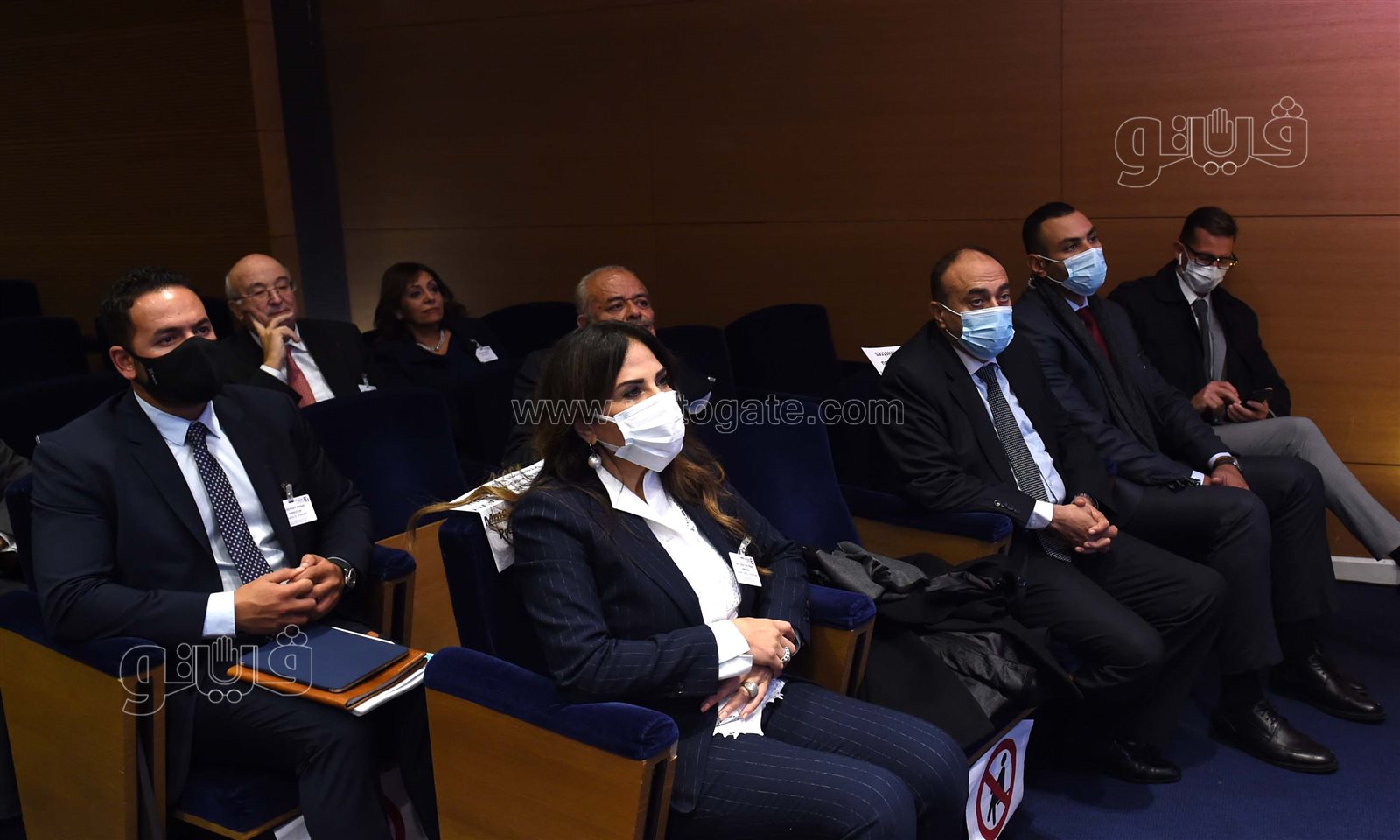 رؤساء وممثلى مجموعة من كبرى الشركات الفرنسية (7)