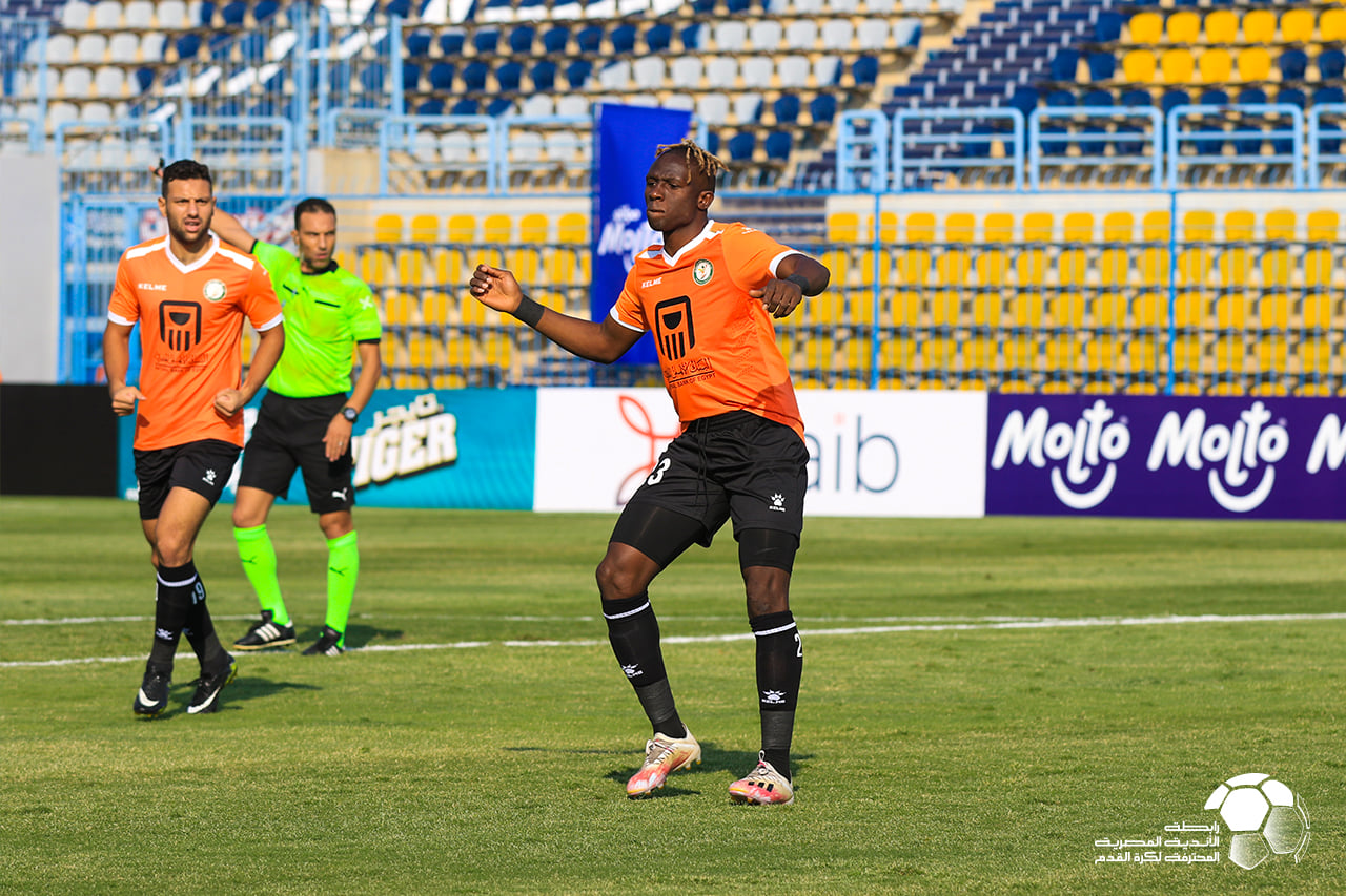 مباراة البنك الاهلي وطلائع الجيش (1)