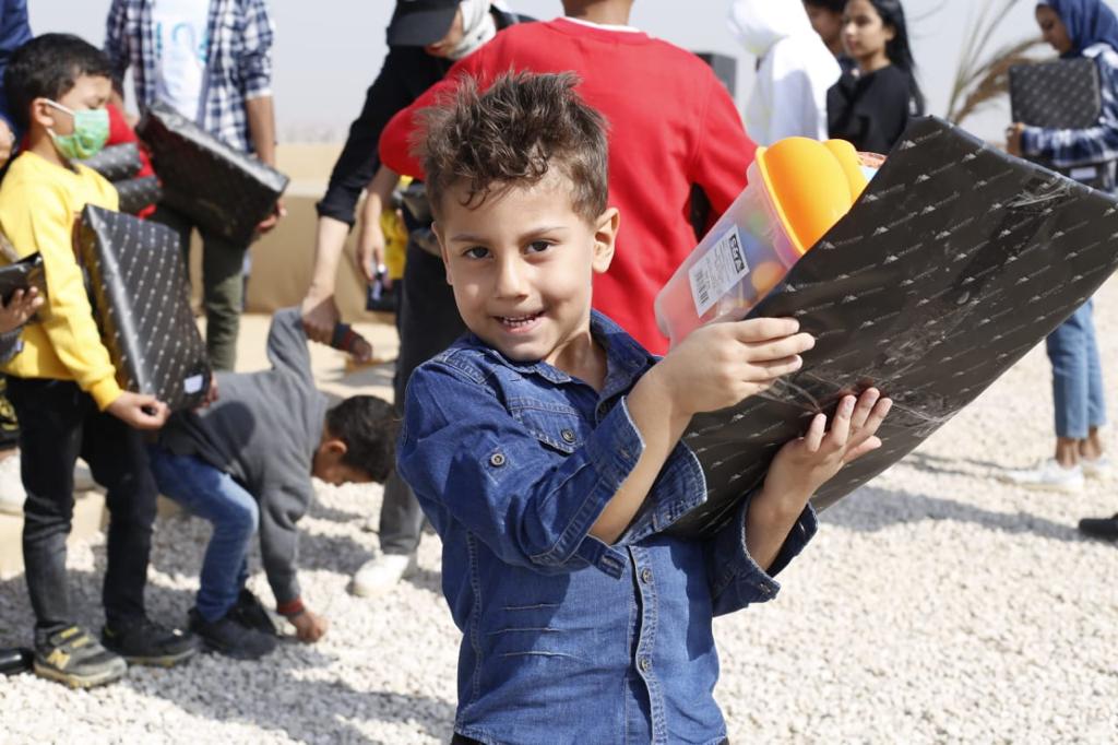 جولة الأطفال الايتام داخل منطقة الاهرامات برعايه شركة اوراسكوم (1)