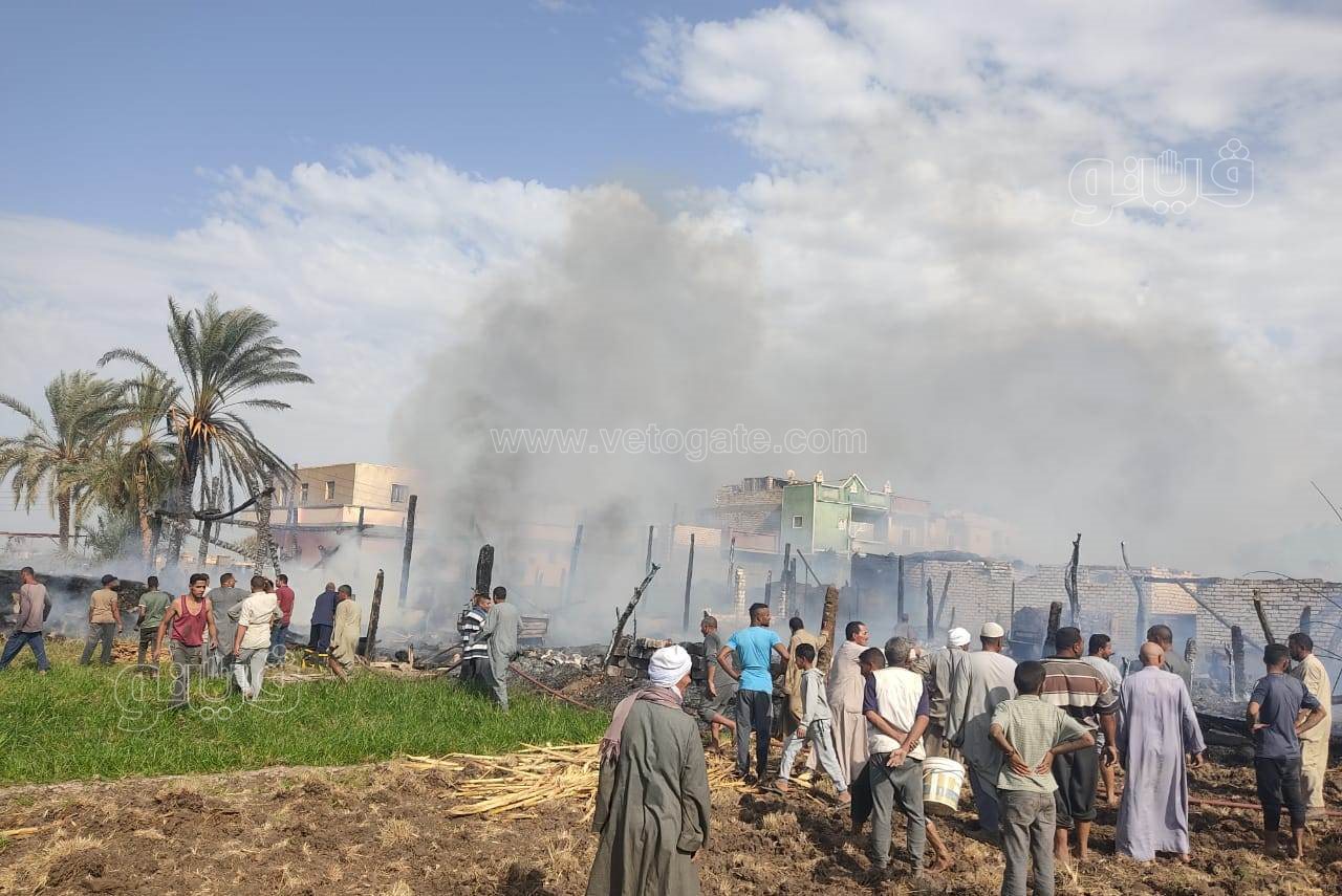 السيطرة على حريق ببني سويف (7)