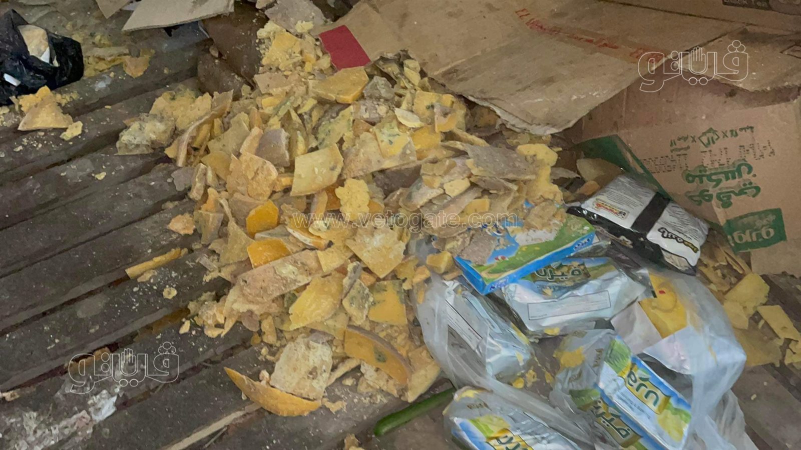 التموين تضبط كميات كبيرة من المواد الغذائية الفاسدة (3)