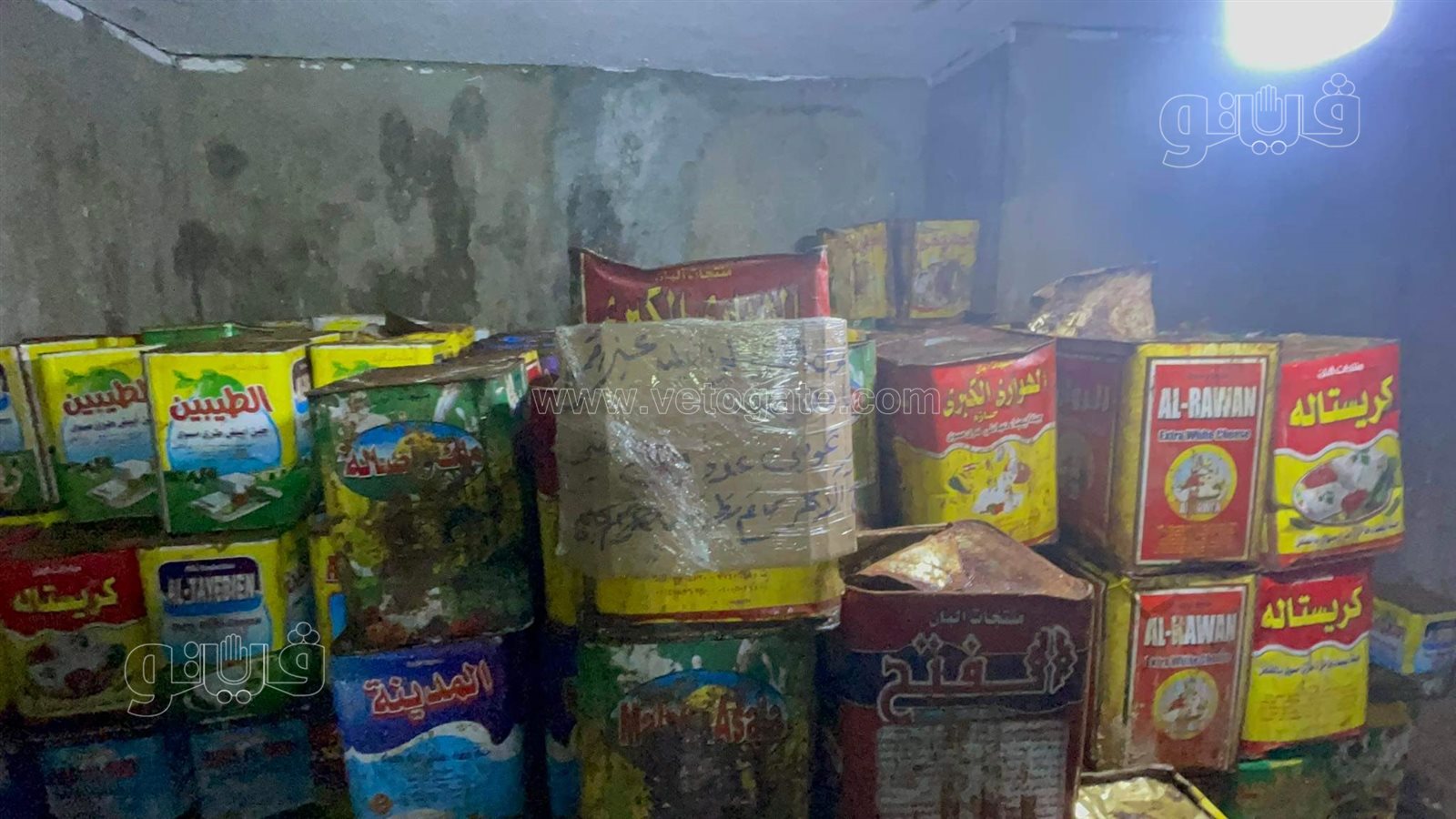 التموين تضبط كميات كبيرة من المواد الغذائية الفاسدة (22)