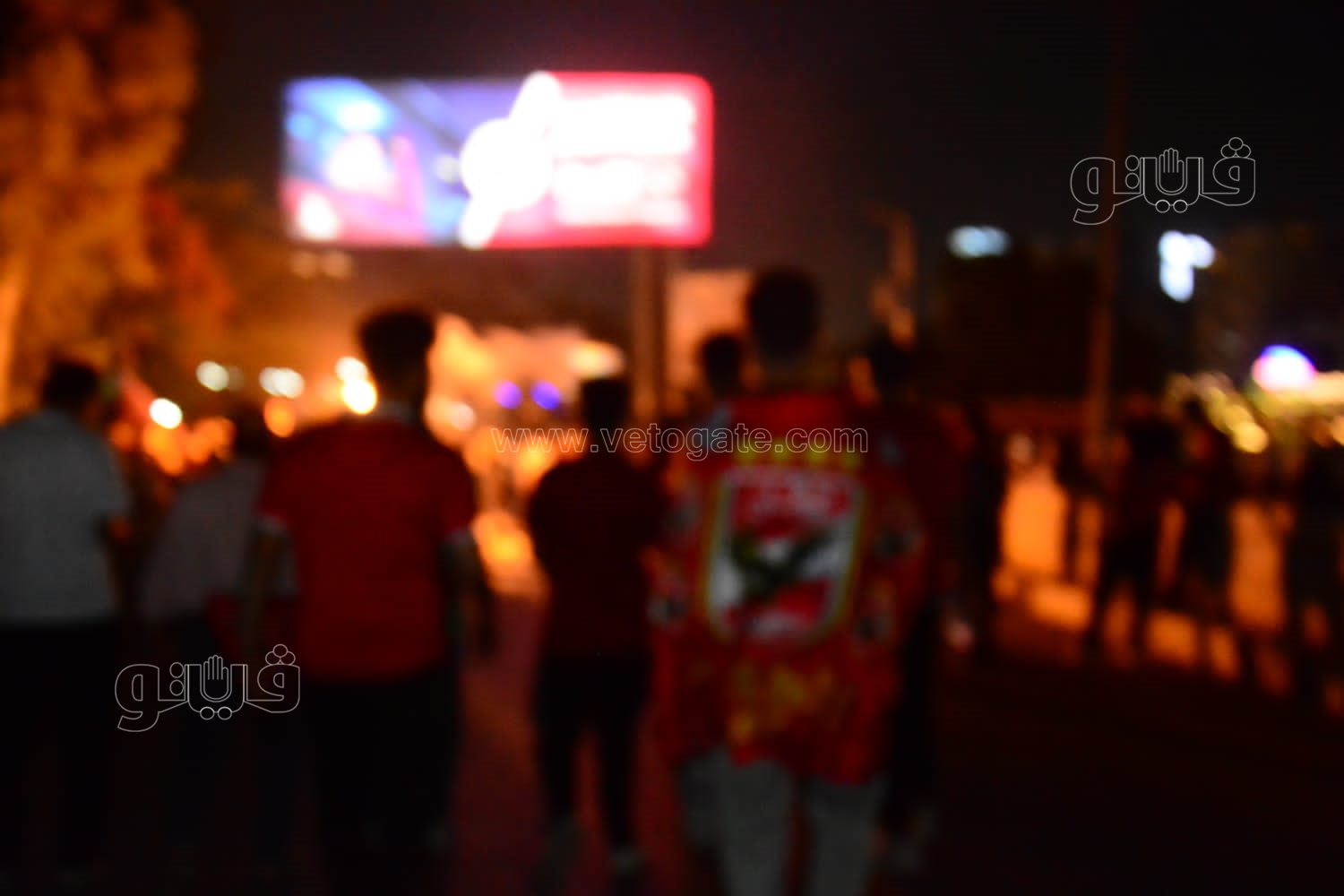 جمهور الأهلي يحتفل أمام النادى (36)