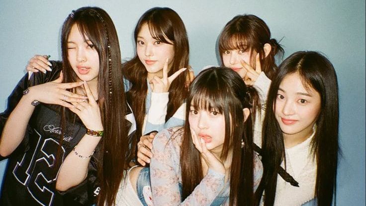 فرقة NewJeans، فيتو