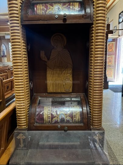 ، حكاية قديسة قنا التي علمت أوروبا النظافة وأجبرت ملوك أوروبا على خلع التيجان في حضرتها (8)