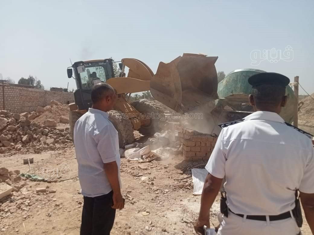 مغامرة فيتو لكشف أباطرة طواحين الذهب بجبال ووديان الصعيد (2)