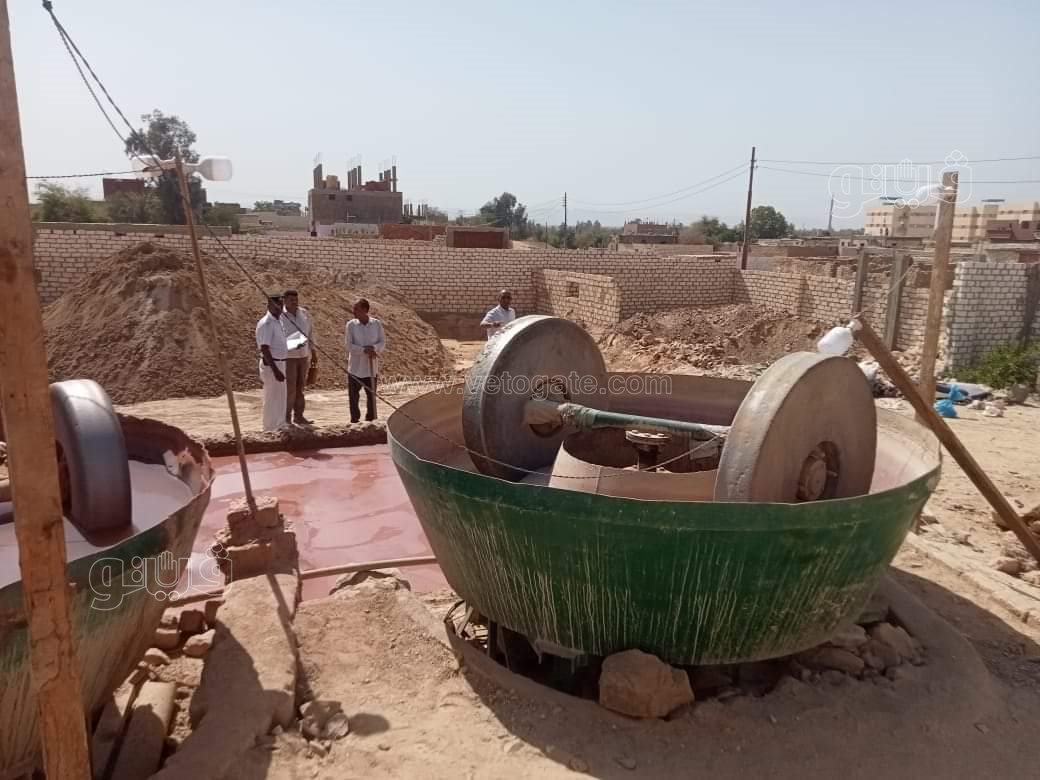 مغامرة فيتو لكشف أباطرة طواحين الذهب بجبال ووديان الصعيد (6)