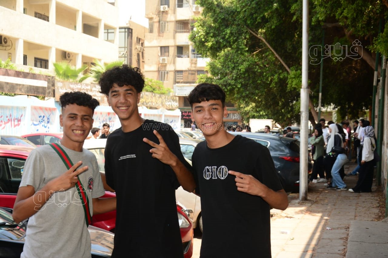 طلاب الثانوية العامة (22)