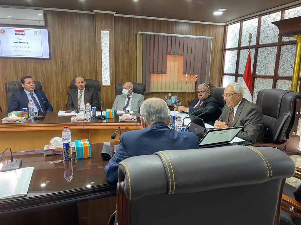 الدكتور أحمد جمال الدين موسي (4)