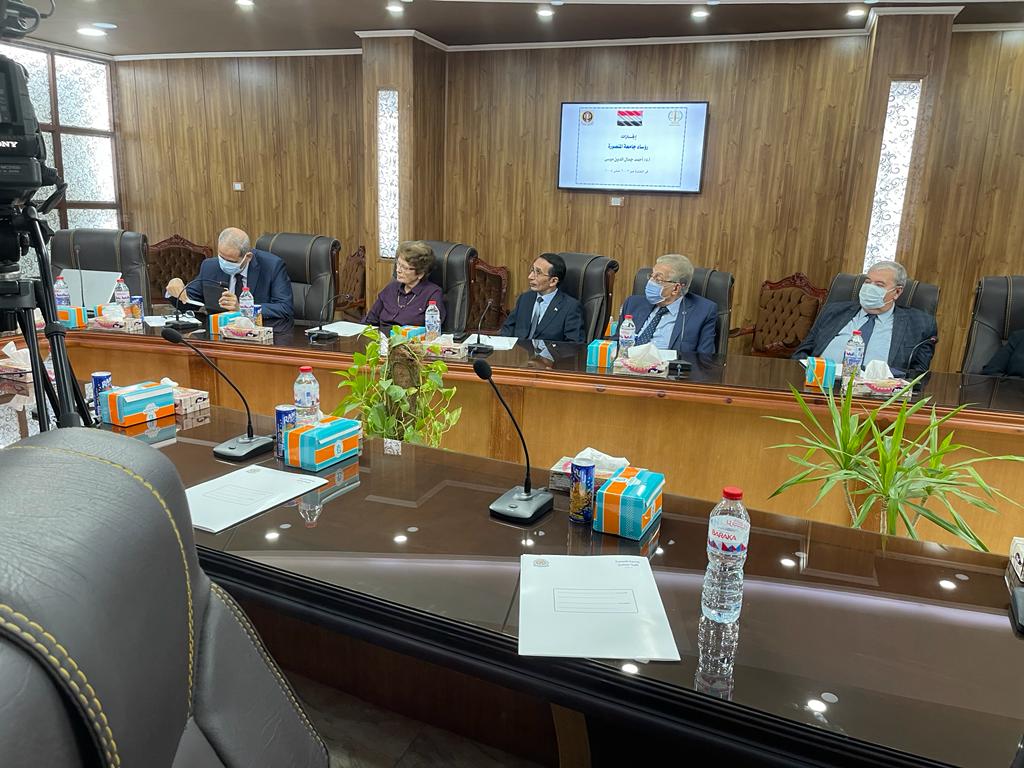 الدكتور أحمد جمال الدين موسي (5)