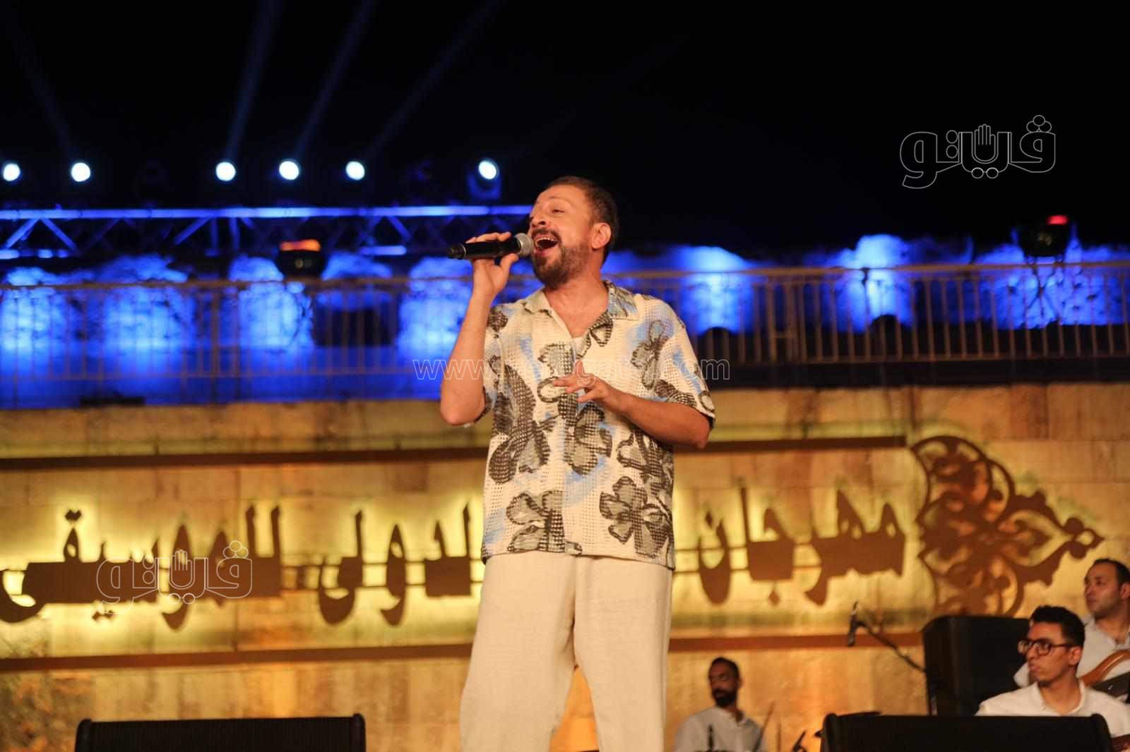 لؤي يتألق على مسرح المحكي (4)