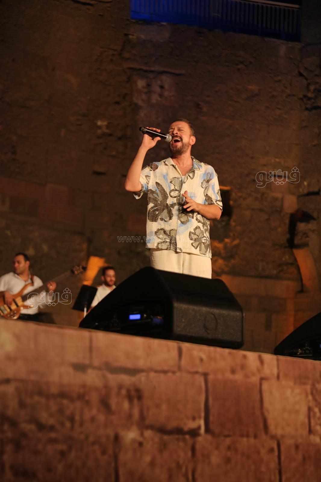 لؤي يتألق على مسرح المحكي (5)