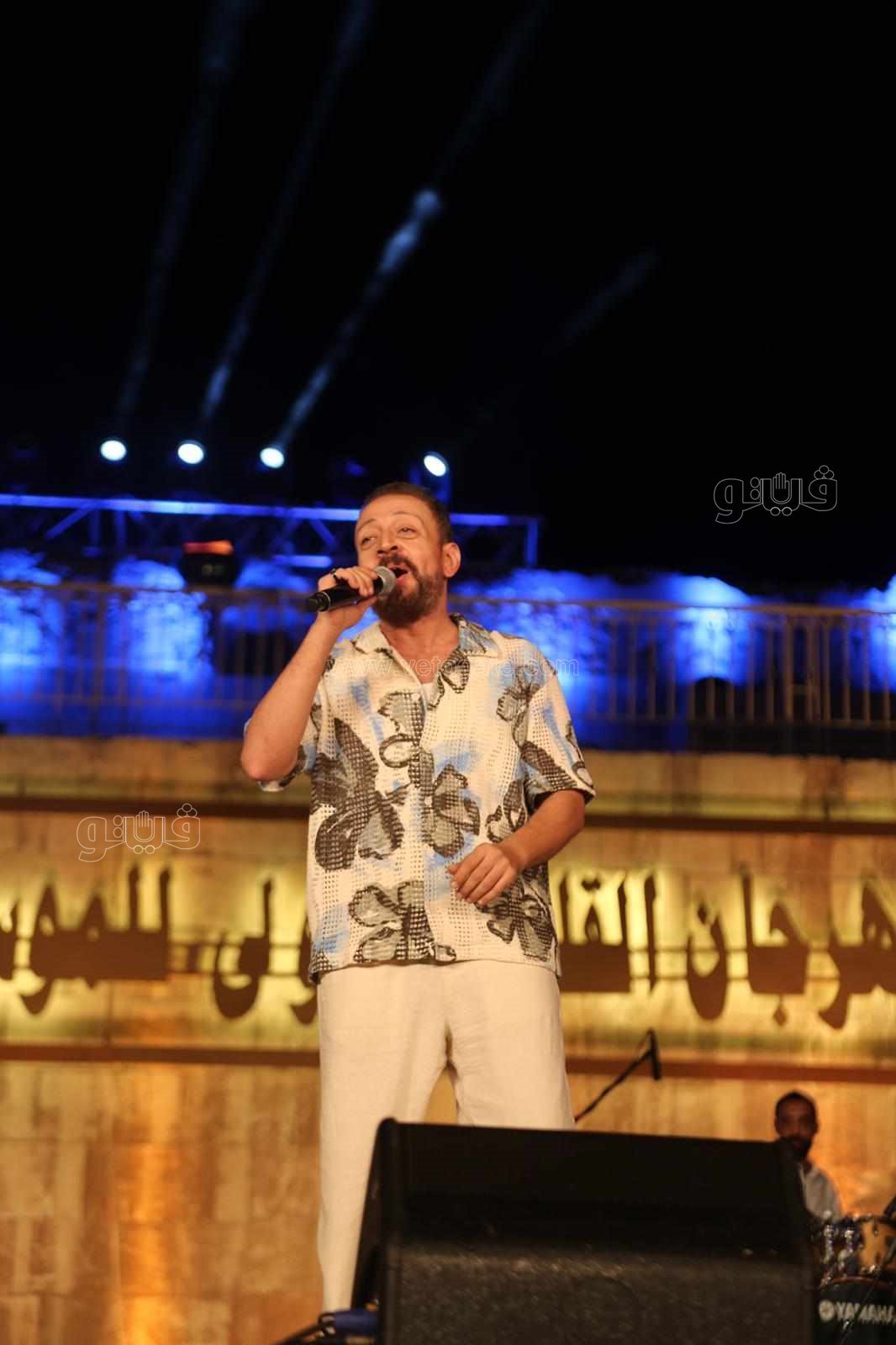 لؤي يتألق على مسرح المحكي (1)