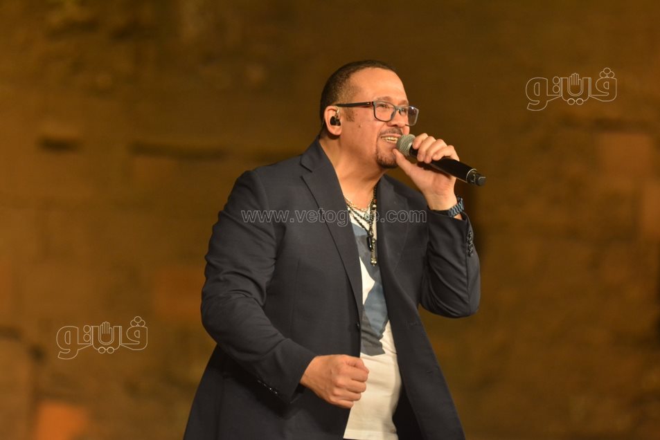 هشام عباس (10)