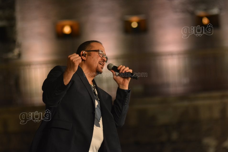 هشام عباس (23)