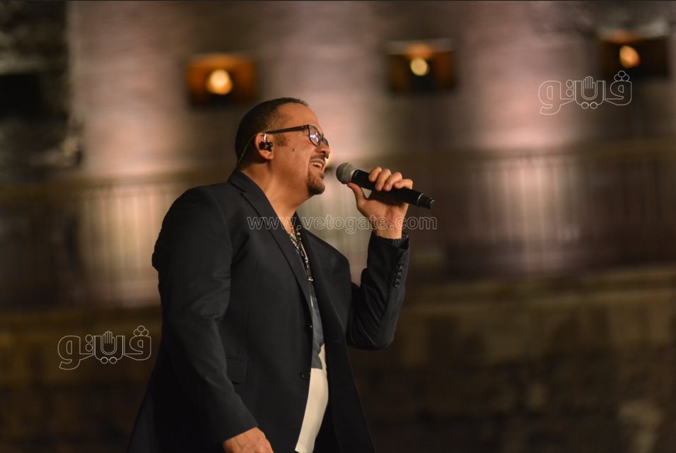 هشام عباس (24)